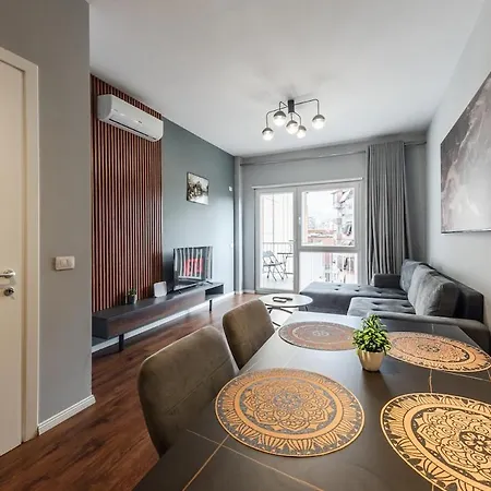 Vista Luxe Balcony With Free Private Parking * Tirana