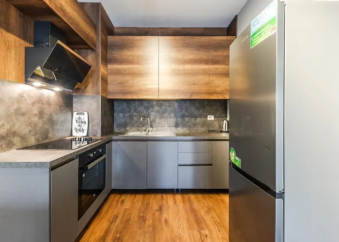 Vista Luxe Balcony With Free Private Parking Apartman Tirana